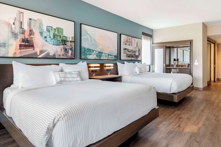 2 Queen Beds (5 of 11)