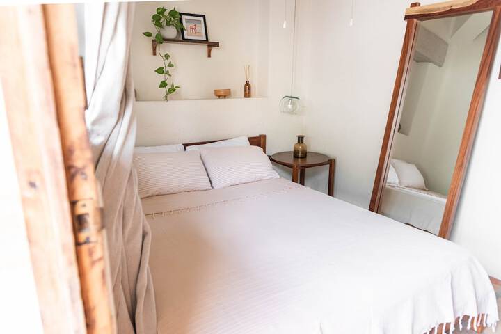 Room 42 of 115