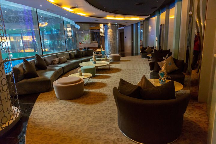Guest Lobby