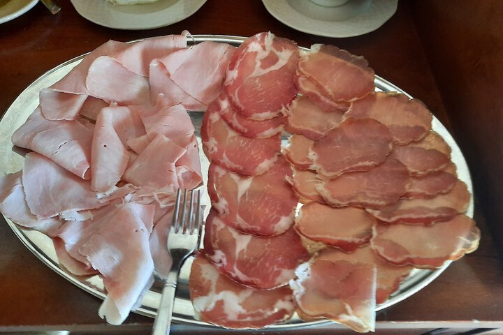 Dining 53 of 92