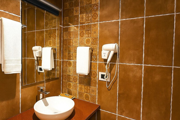 Room 36 of 56