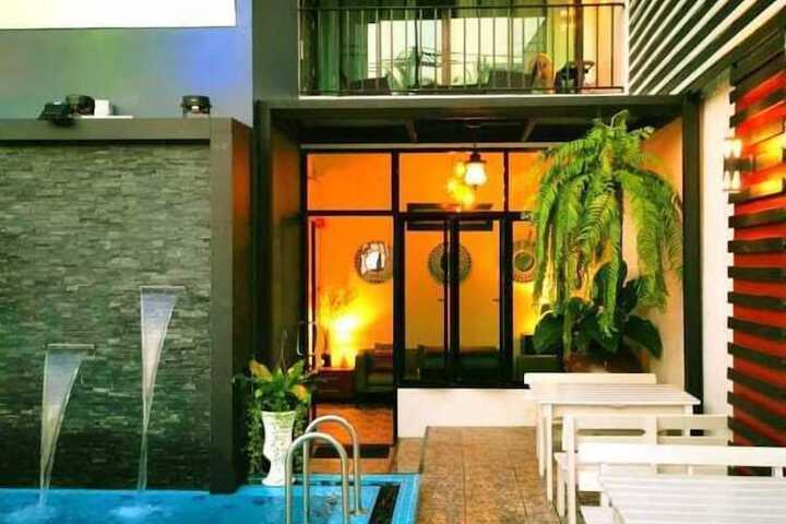Sundeck 67 of 68