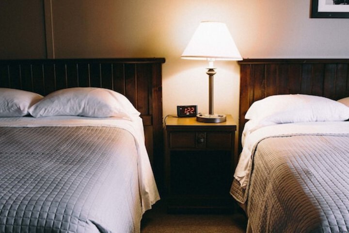 Room 4 of 20