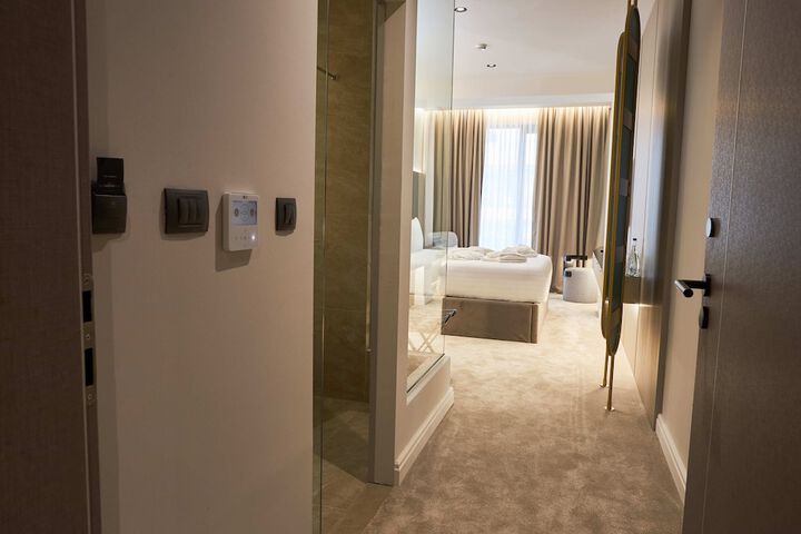 Room 26 of 58