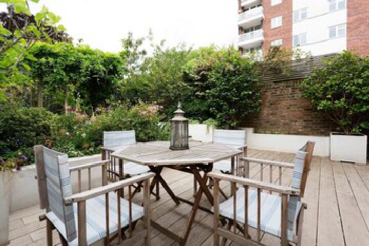 Terrace/Patio 28 of 30