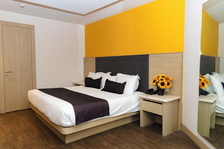 Room 42 of 69