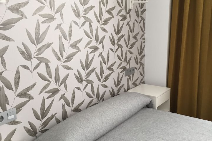 Room 4 of 19