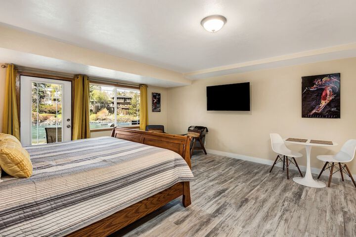 Room 194 of 398