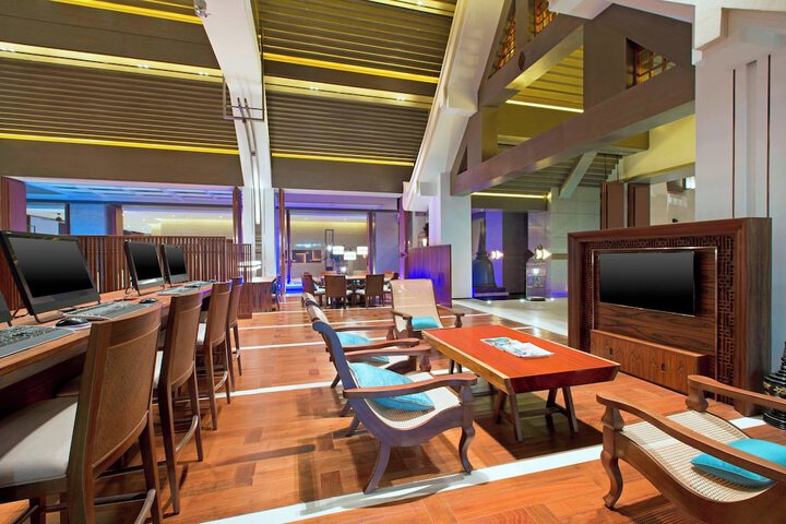 Guest Lobby