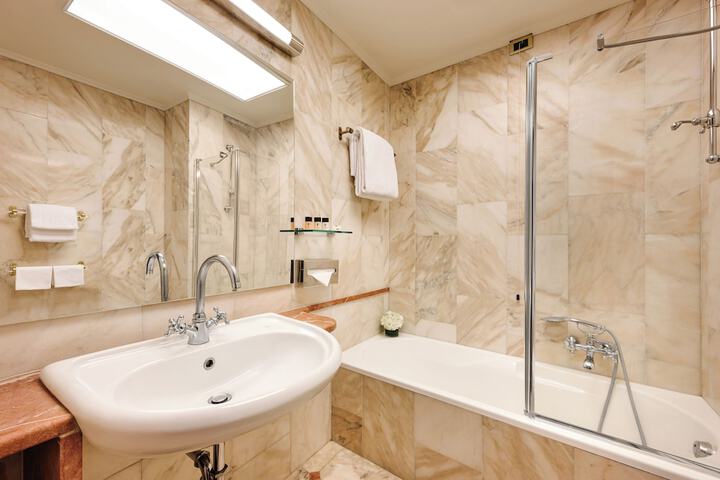 Bath Photo