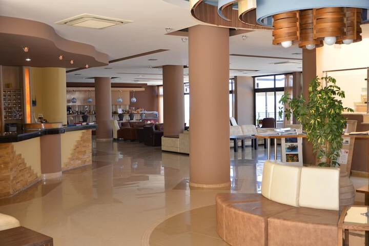 Hotel Interior 4 of 66