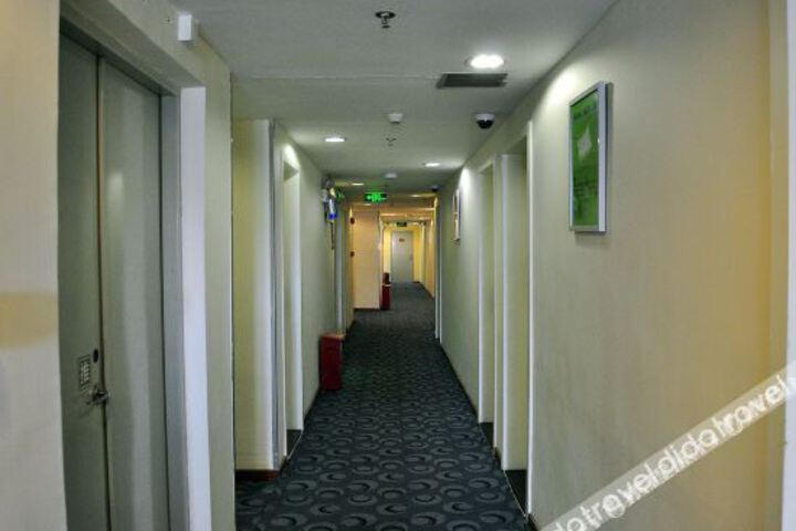 Hotel Interior 14 of 40