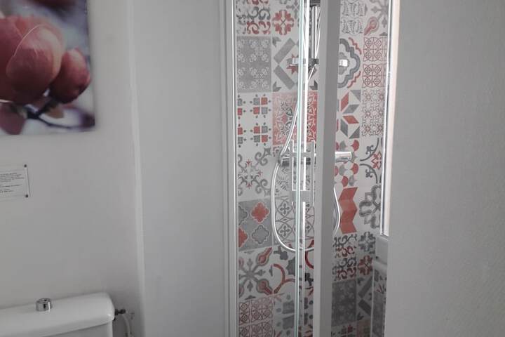 Room 32 of 52