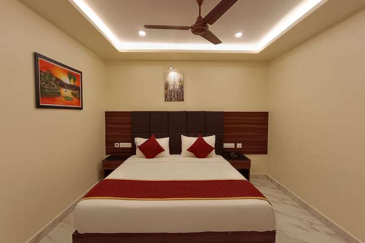 Room 15 of 26