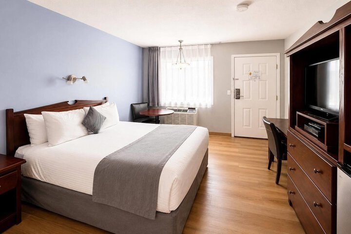 Room 16 of 25