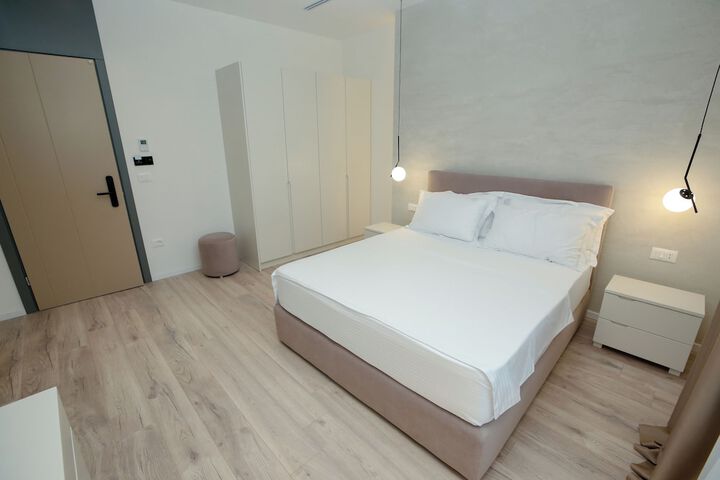 Room 18 of 42