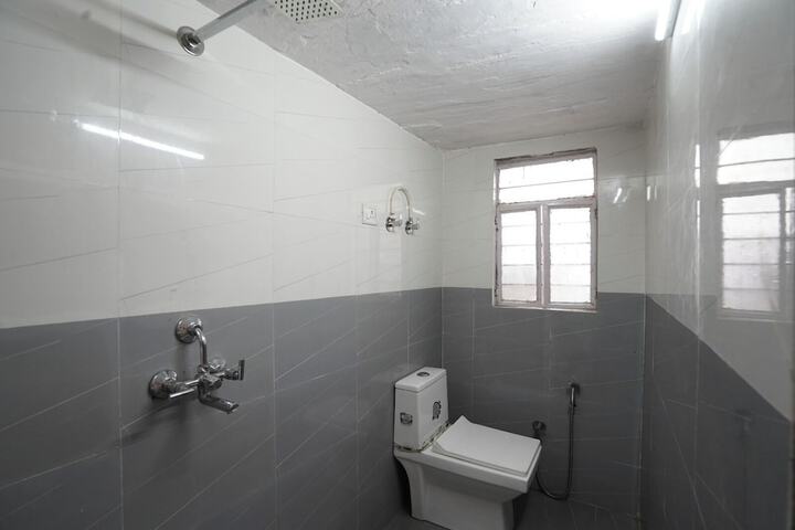 Room 14 of 27