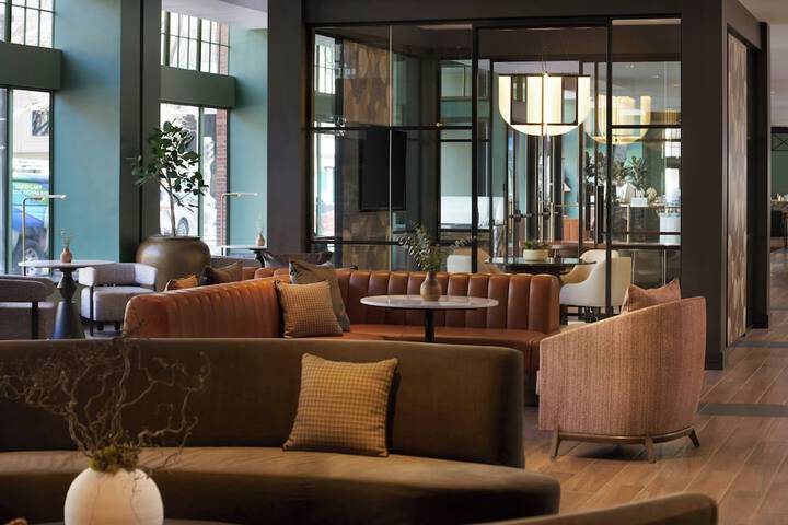 Guest Lobby