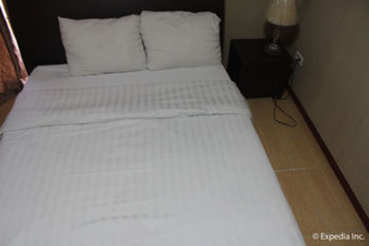 Room 50 of 79