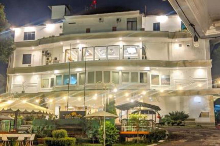 Photo of Urbanview by Millenium Hotel