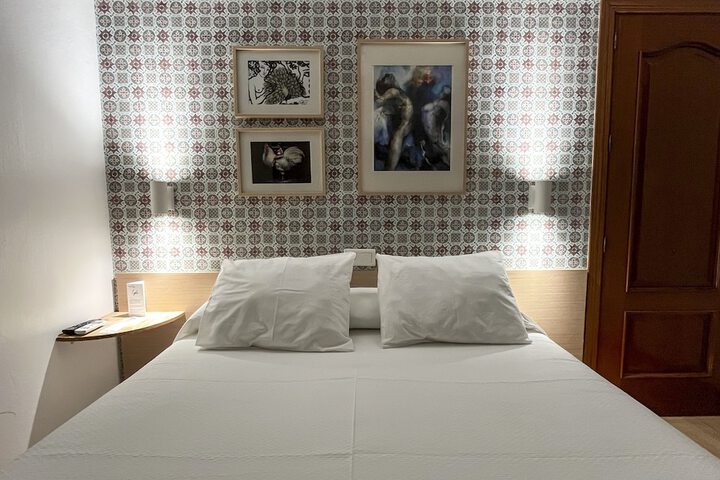 Room 6 of 62