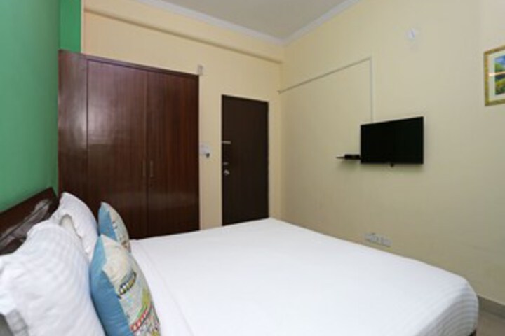 Room 21 of 25