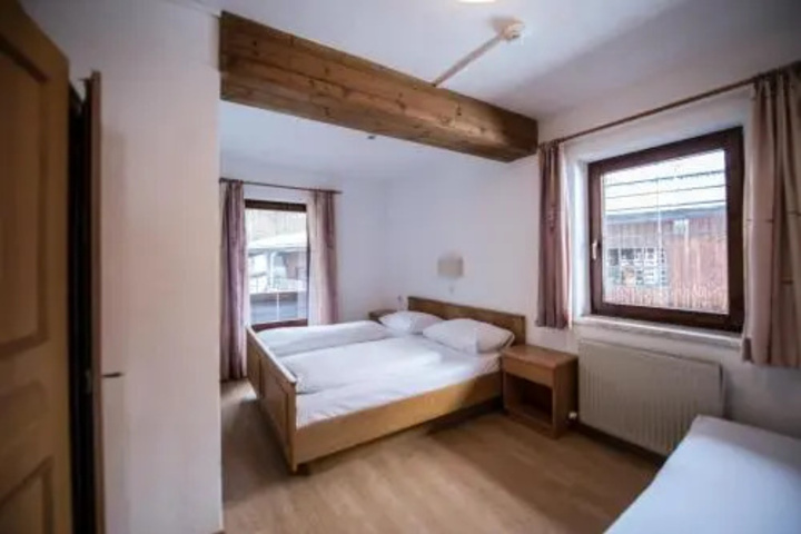Room 5 of 23