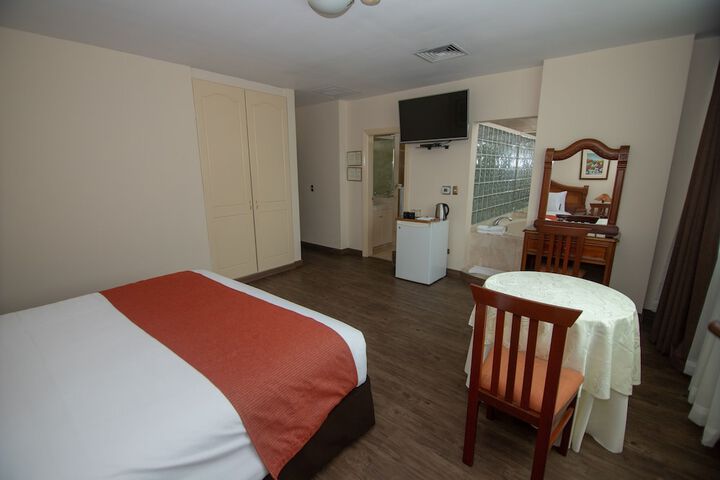 Room 19 of 58