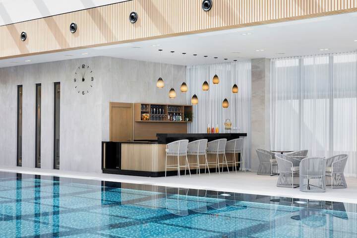 Pool 44 of 94