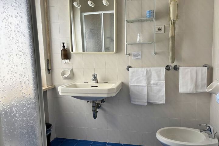 Clean Restrooms