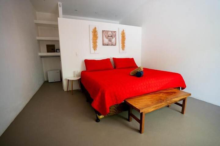 Room 2 of 193