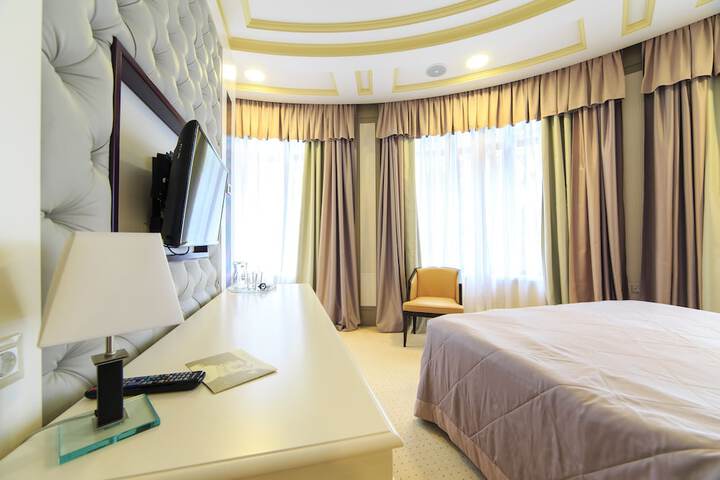 Room 21 of 117