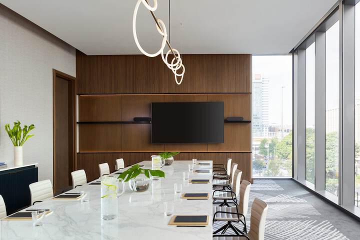Meeting facility