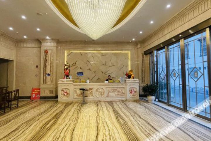 Hotel Interior 14 of 30