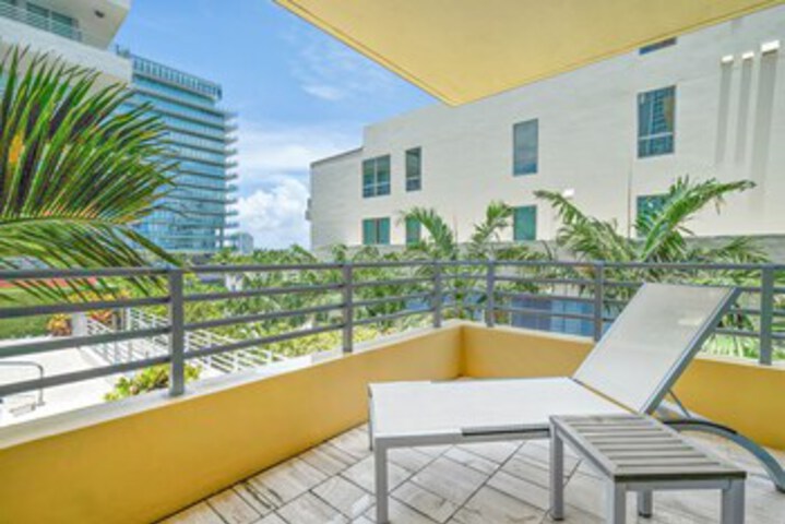 Terrace/Patio 14 of 318