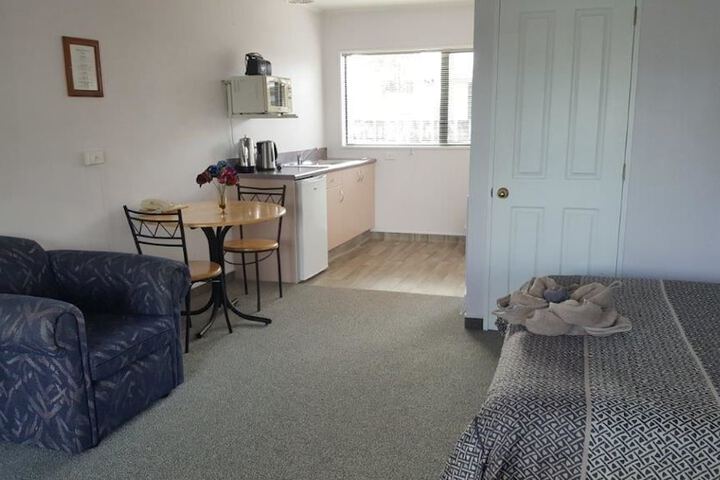 Room 5 of 42