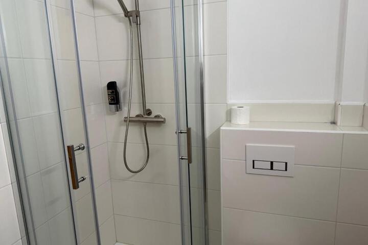 Photo 28