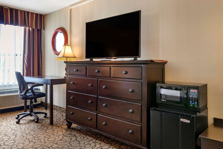 Room 36 of 71