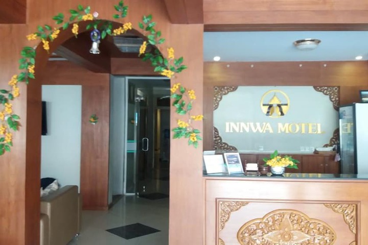 Hotel Interior 4 of 40