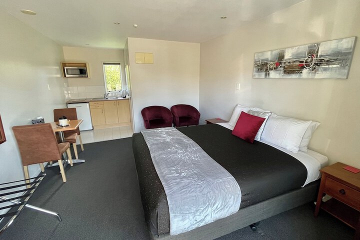 Room 14 of 24