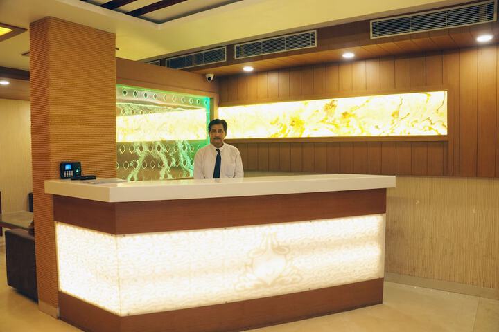 Hotel Shivoy Grand