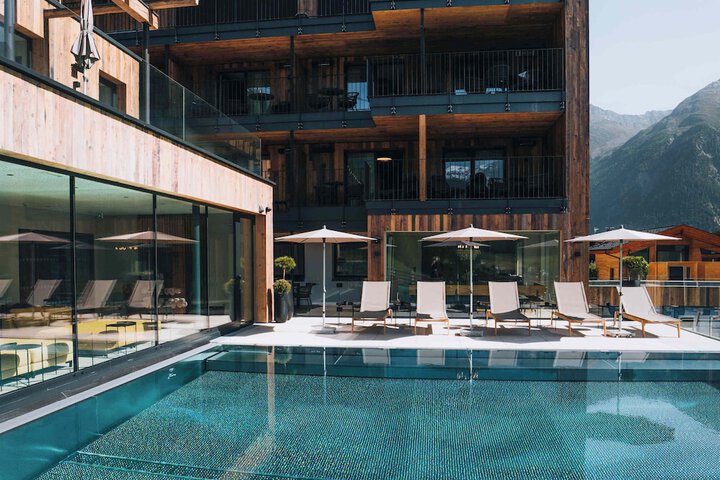 Pool 387 of 505