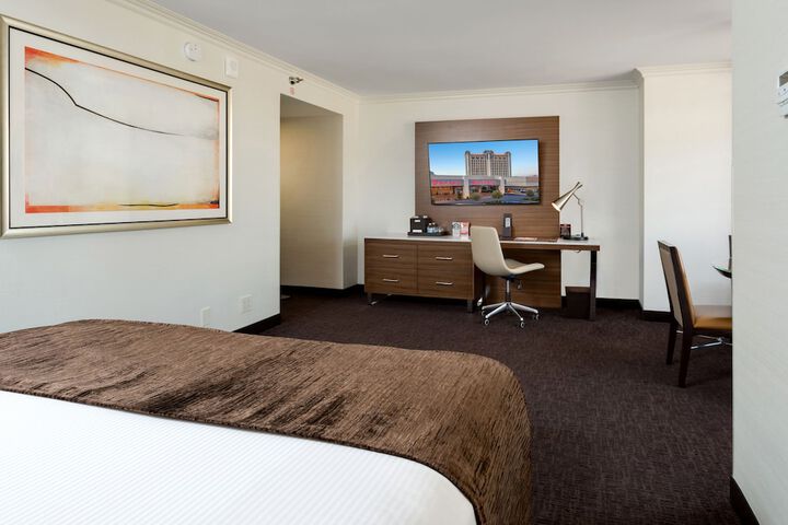 Room 8 of 134