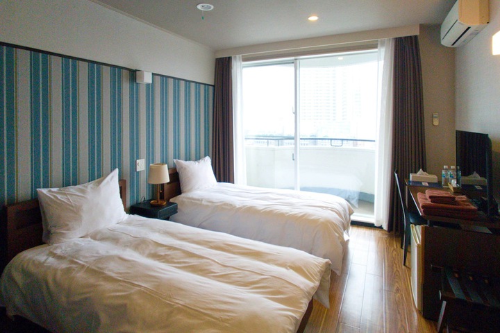 Room 46 of 79