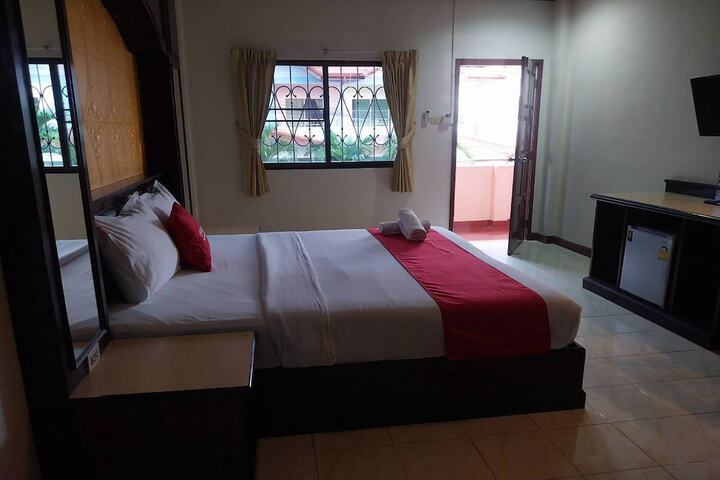 Room 27 of 89