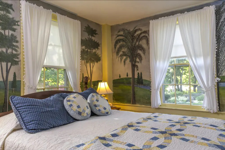 guest_rooms
