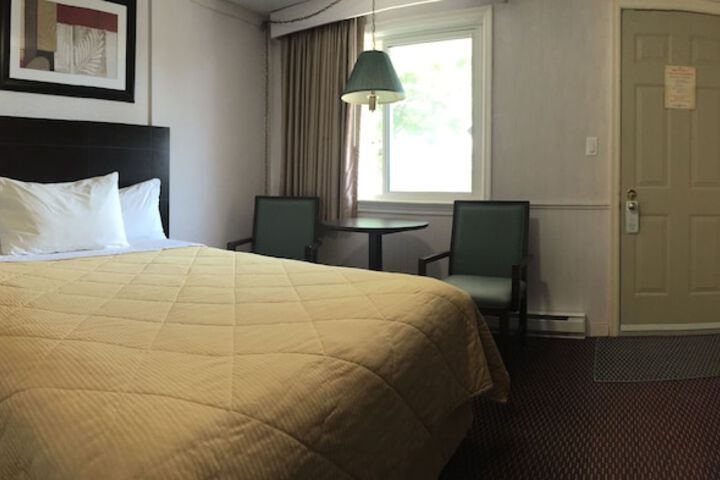 Room 28 of 57