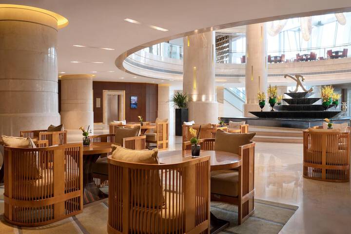 Hotel Interior 7 of 128