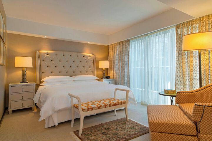 Room 20 of 265