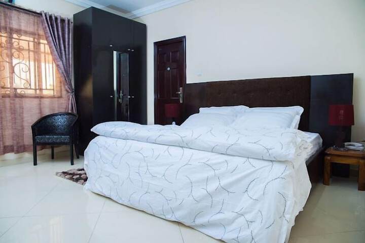 Room 9 of 52